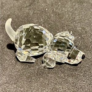 SWAROVSKI CRYSTAL BEAGLE PLAYING 1993  MINT IN BOX W COA A 7619 NR 000 004
